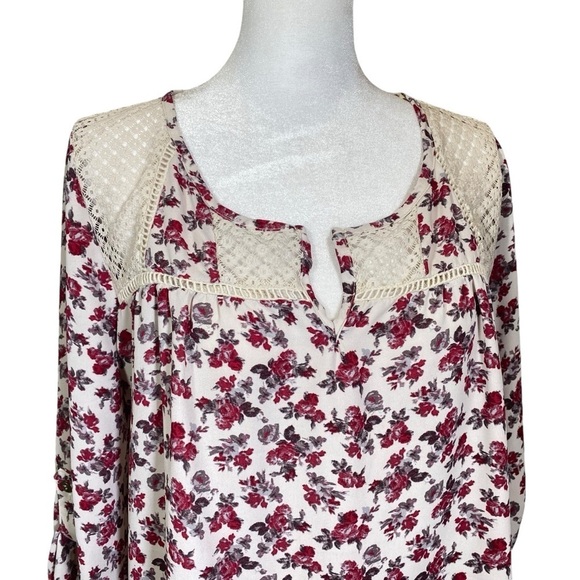 Rewind Woman's size M Red Cream rose Patterned Tunic Peasant Blouse Lace accents - Picture 2 of 9